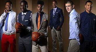 塑造作品边 塑造作品边