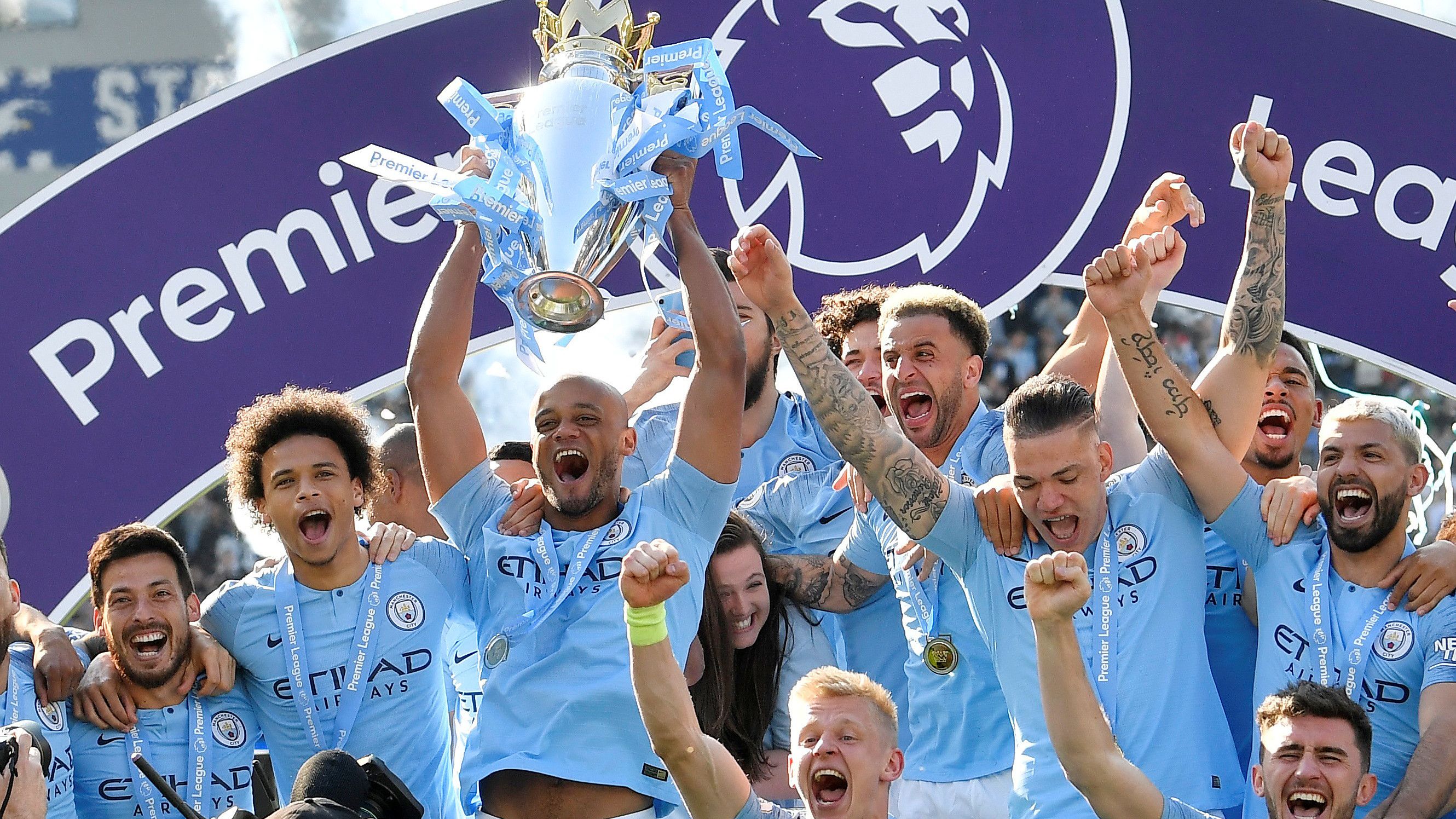 关门落锁 关门落锁