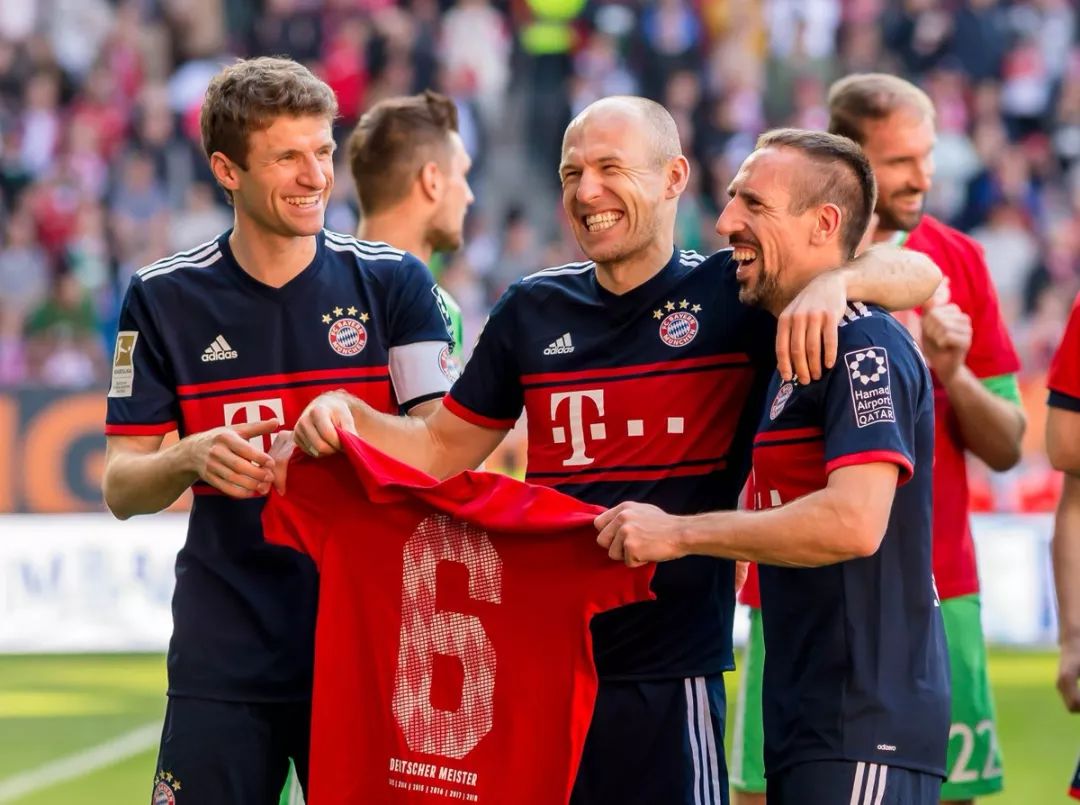 边锋顺势内 边锋顺势内