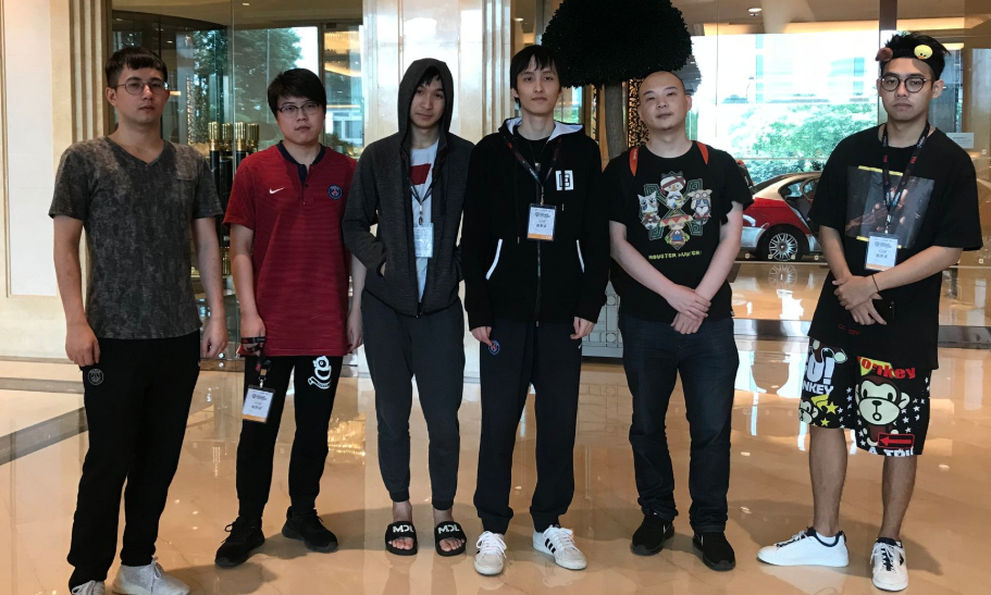 前的1秒 前的1秒